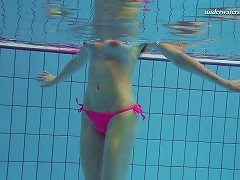 Hot Redhead Pale Skin Teen Babe In Pink Bikini Dives In The Pool Porn Videos